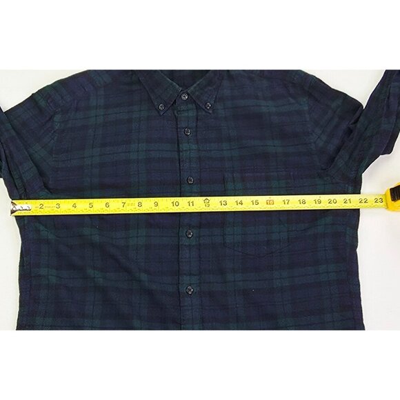 Uniqlo Size Medium Green Navy Plaid Flannel Men's Button Down Long Sleeve Shirt - Picture 3 of 9